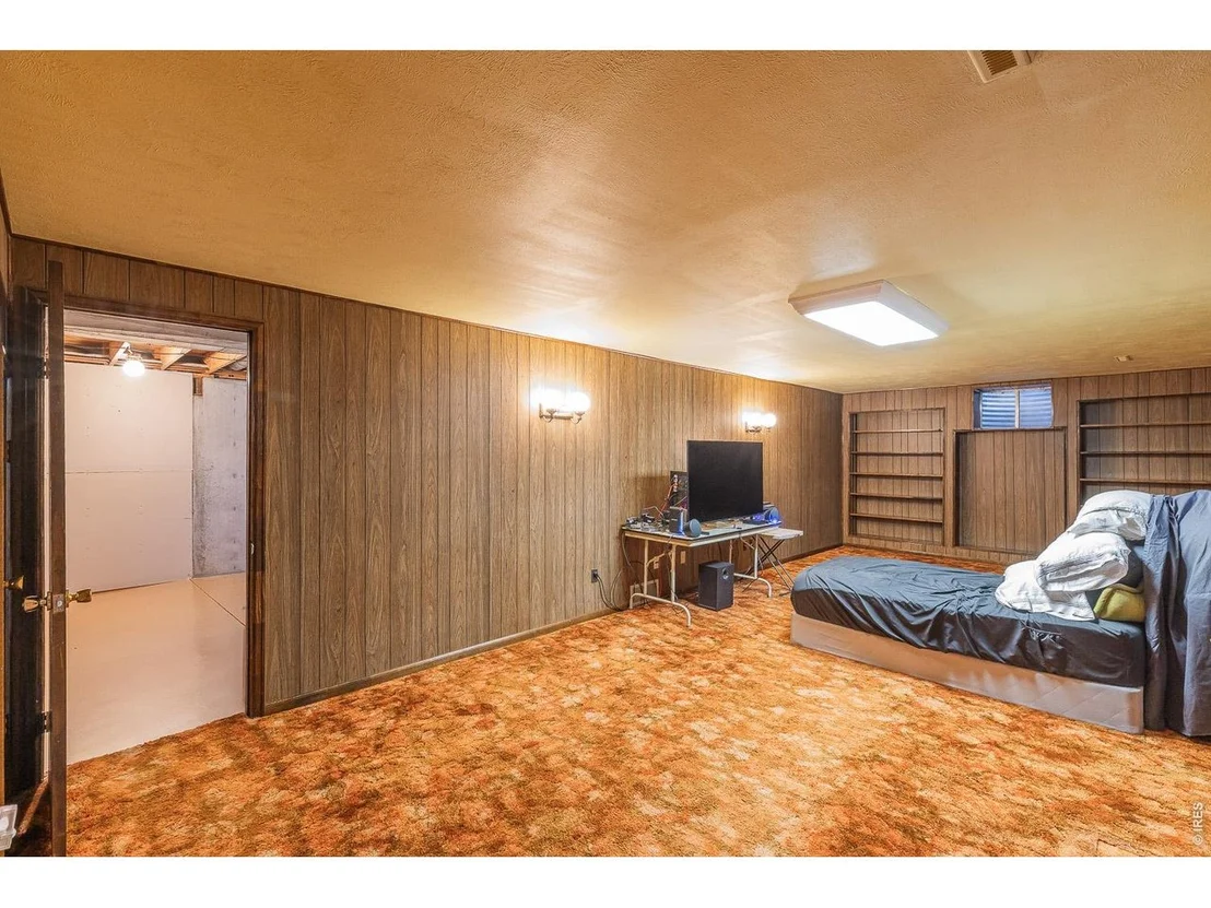Photo of 6686 Apache Ct