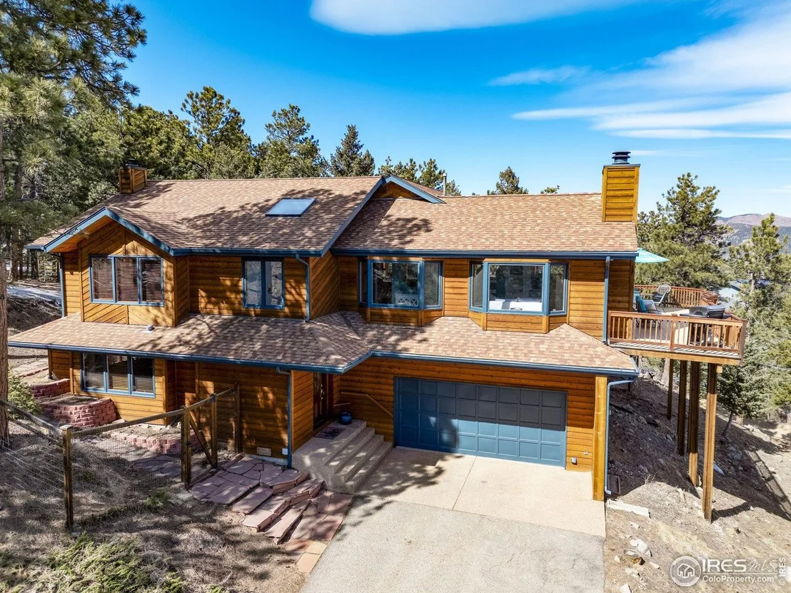 Photo of 82 Grove Ct