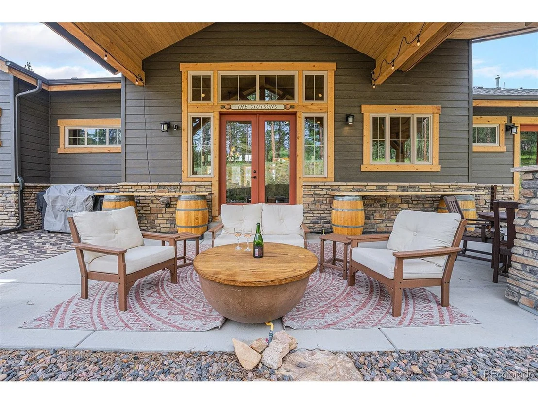 Photo of 342 Crescent Lake Rd