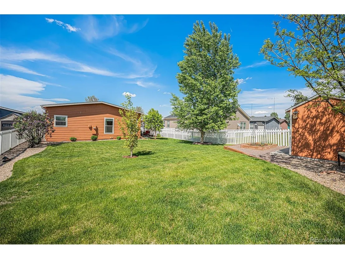 Photo of 7930 Larkspur Cir
