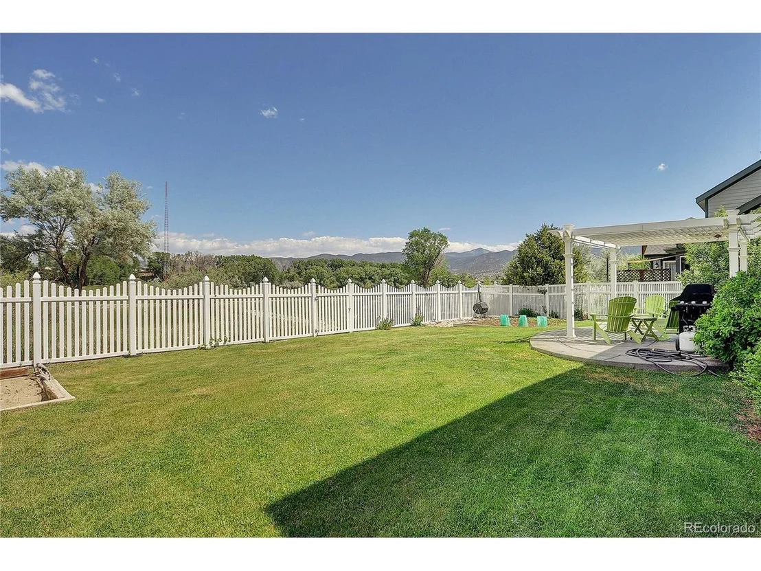 Photo of 15 Trailside Cir