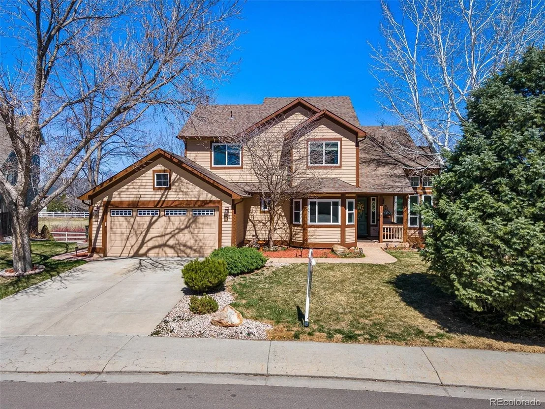 Photo of 3923 Hawthorne Cir