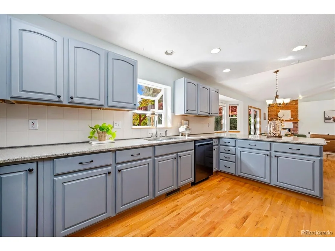 Photo of 2243 Breckenridge Dr