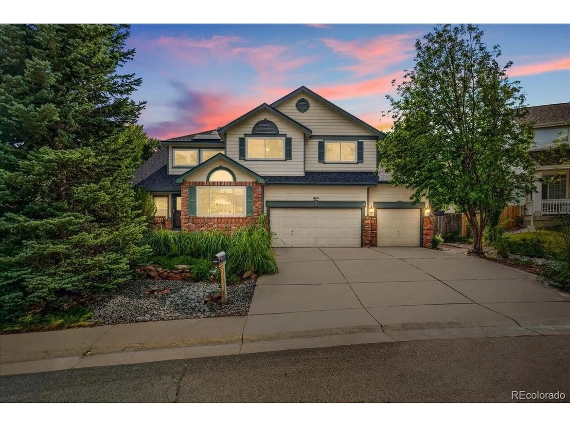 Photo of 1671 Hemlock Way