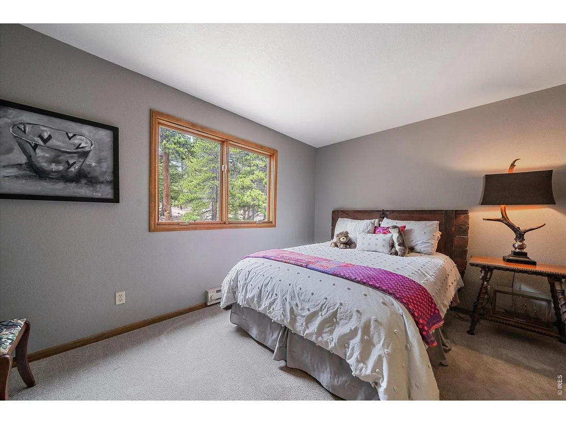 Photo of 902 Rock Lake Rd