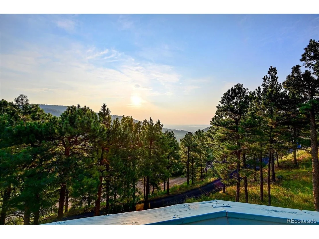 Photo of 218 Anemone Dr