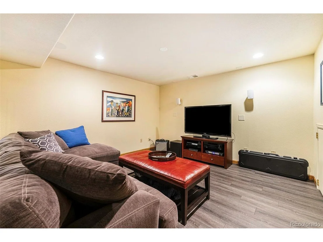 Photo of 10500 Holden Cir