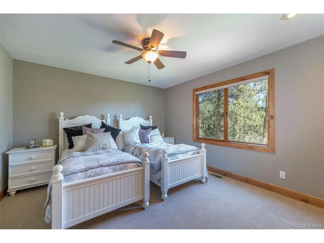 Photo of 2977 Keystone Dr