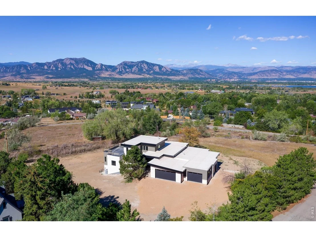 Photo of 7855 Spring Dr