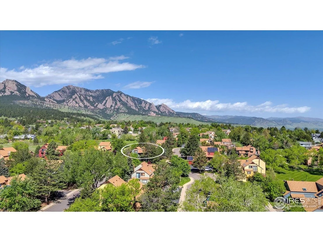 Photo of 3582 Smuggler Way