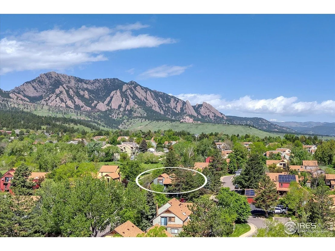Photo of 3582 Smuggler Way