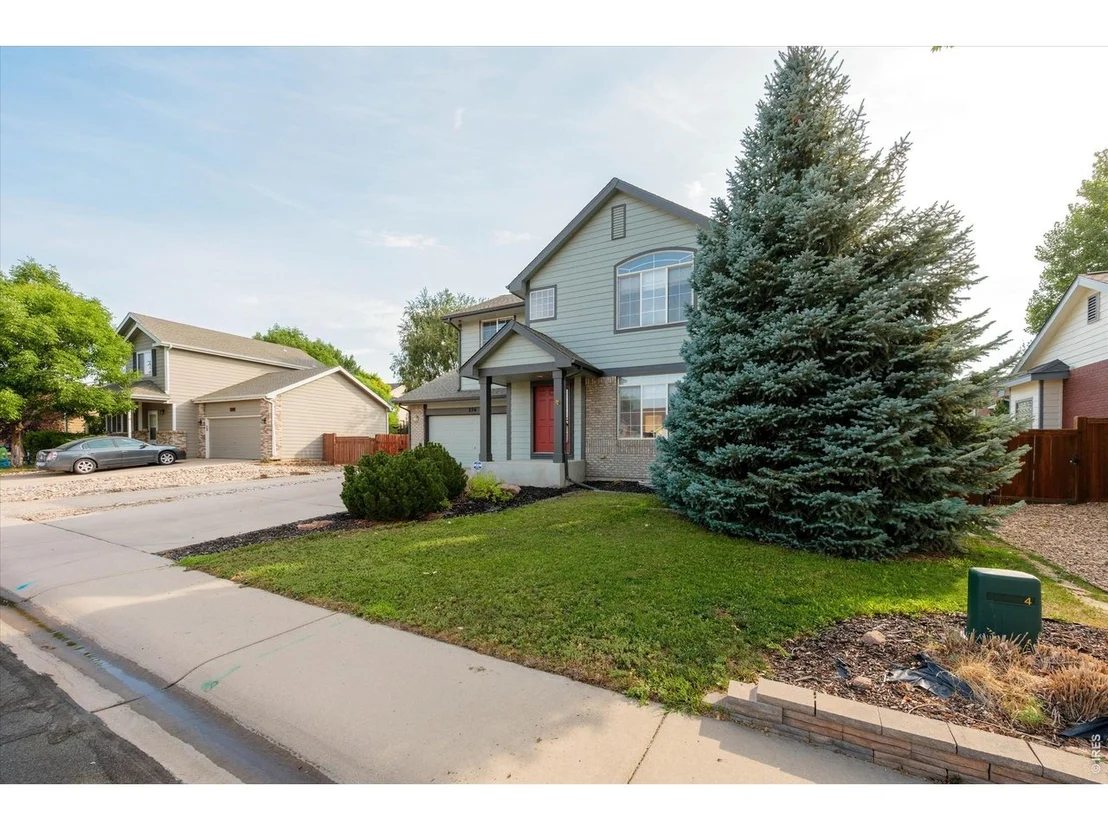 Photo of 226 Aspen Grove Way