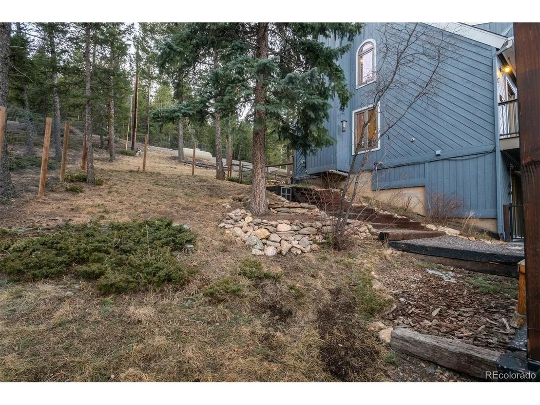 Photo of 212 Juniper Ln