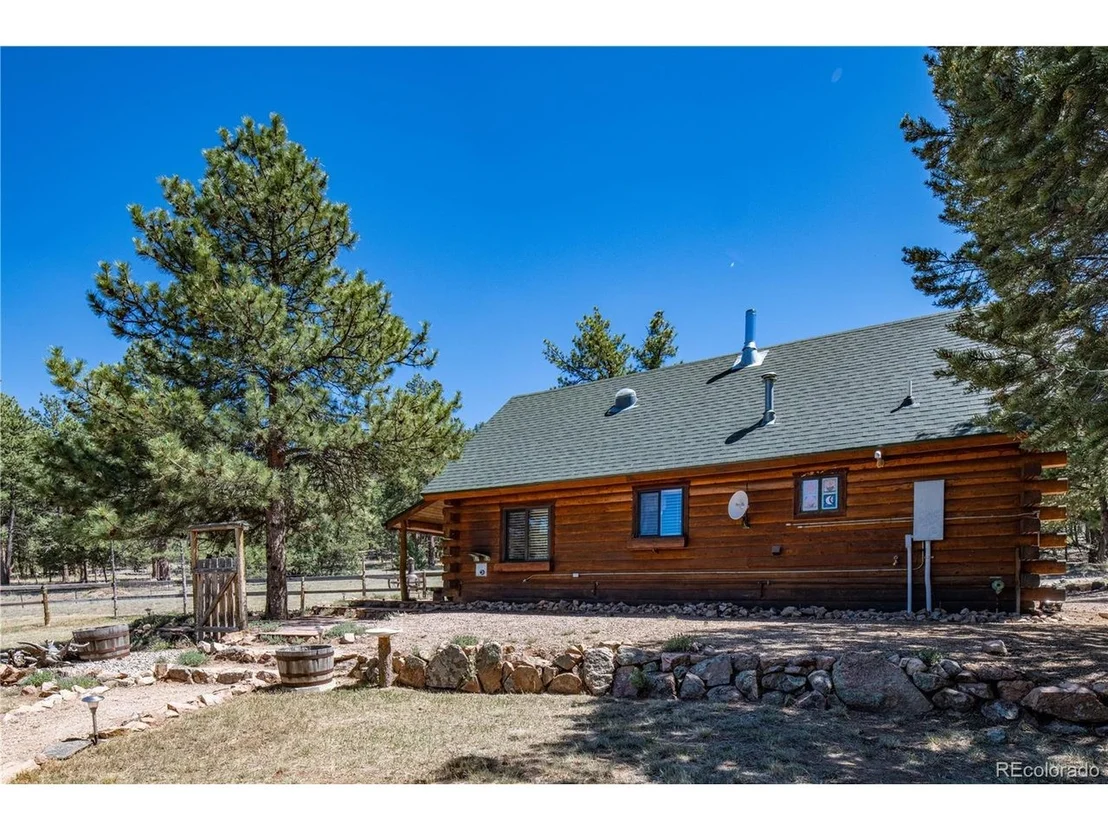 Photo of 988 15th Trl