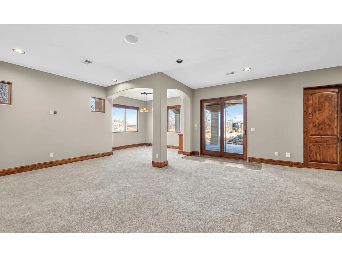 Photo of 2102 Shoreside Dr