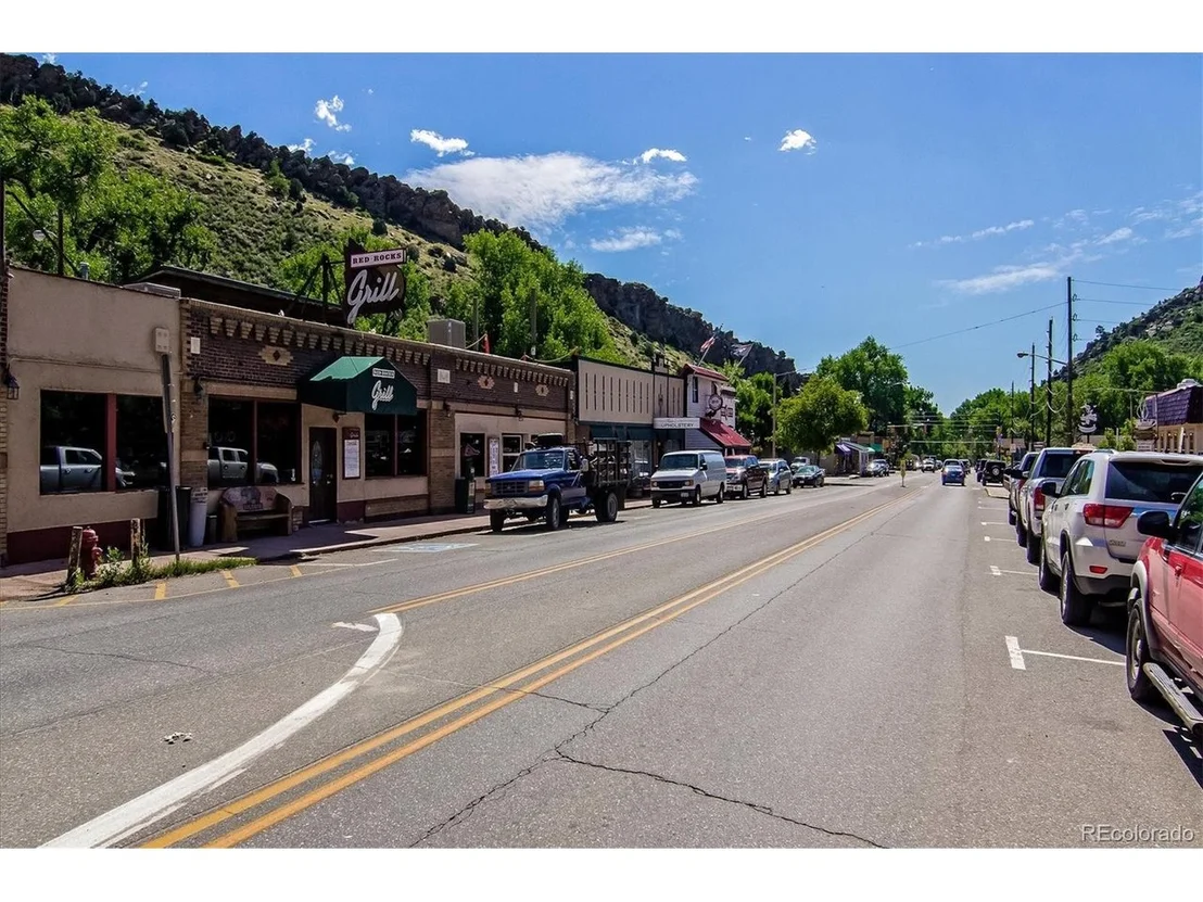 Photo of 9146 Broken Bow Ranch Rd