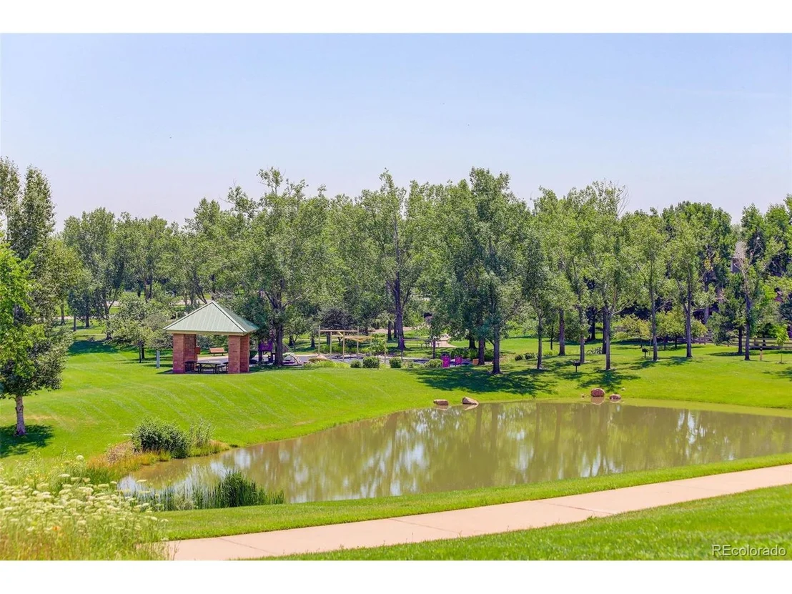 Photo of 345 Onyx Way