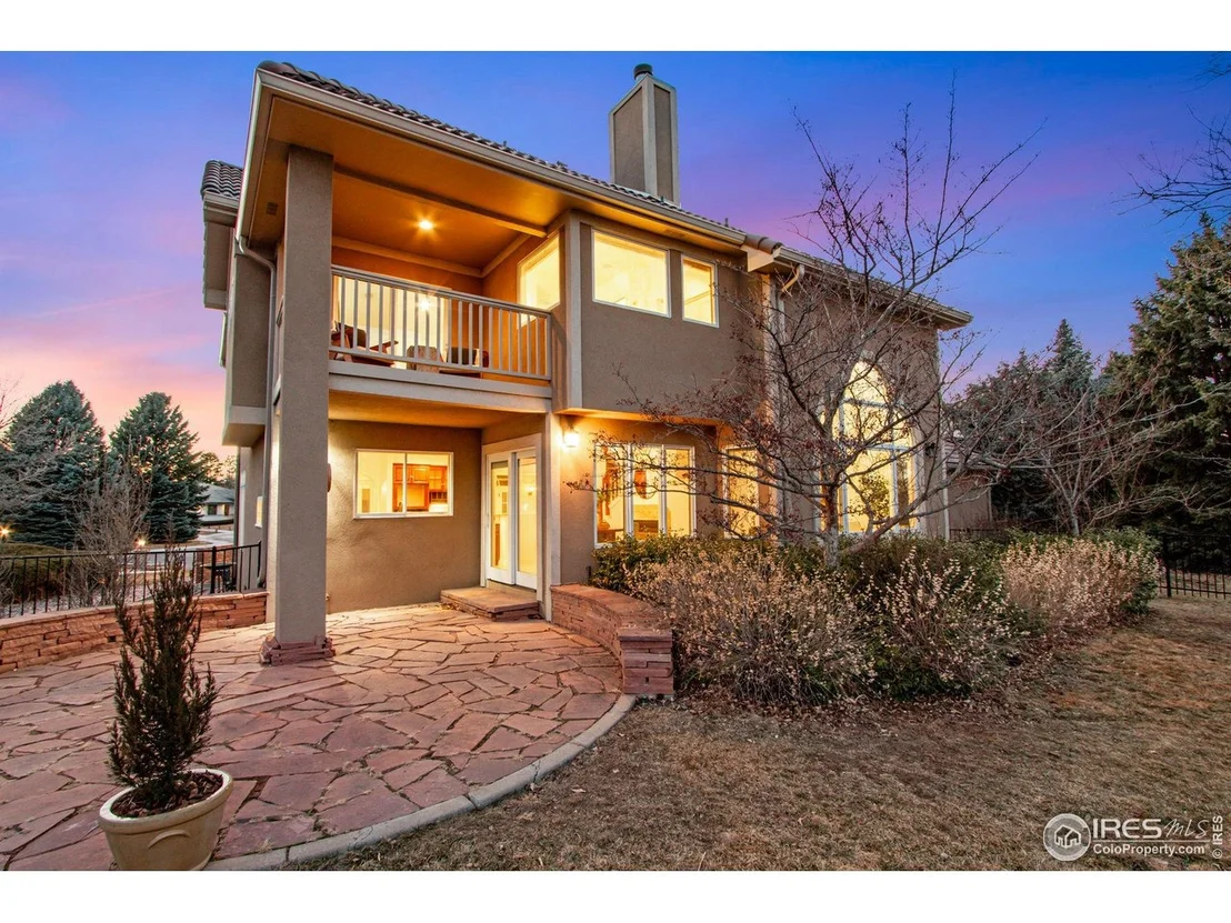 Photo of 378 High Pointe Dr