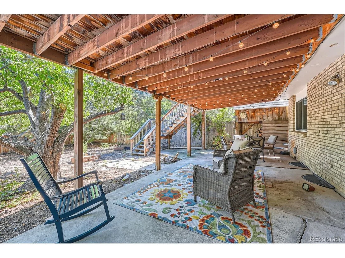 Photo of 9749 Sierra Dr