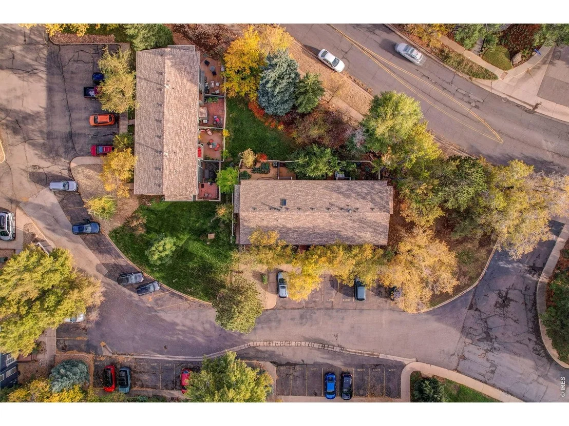 Photo of Unit B at 1195 Bear Mountain Dr