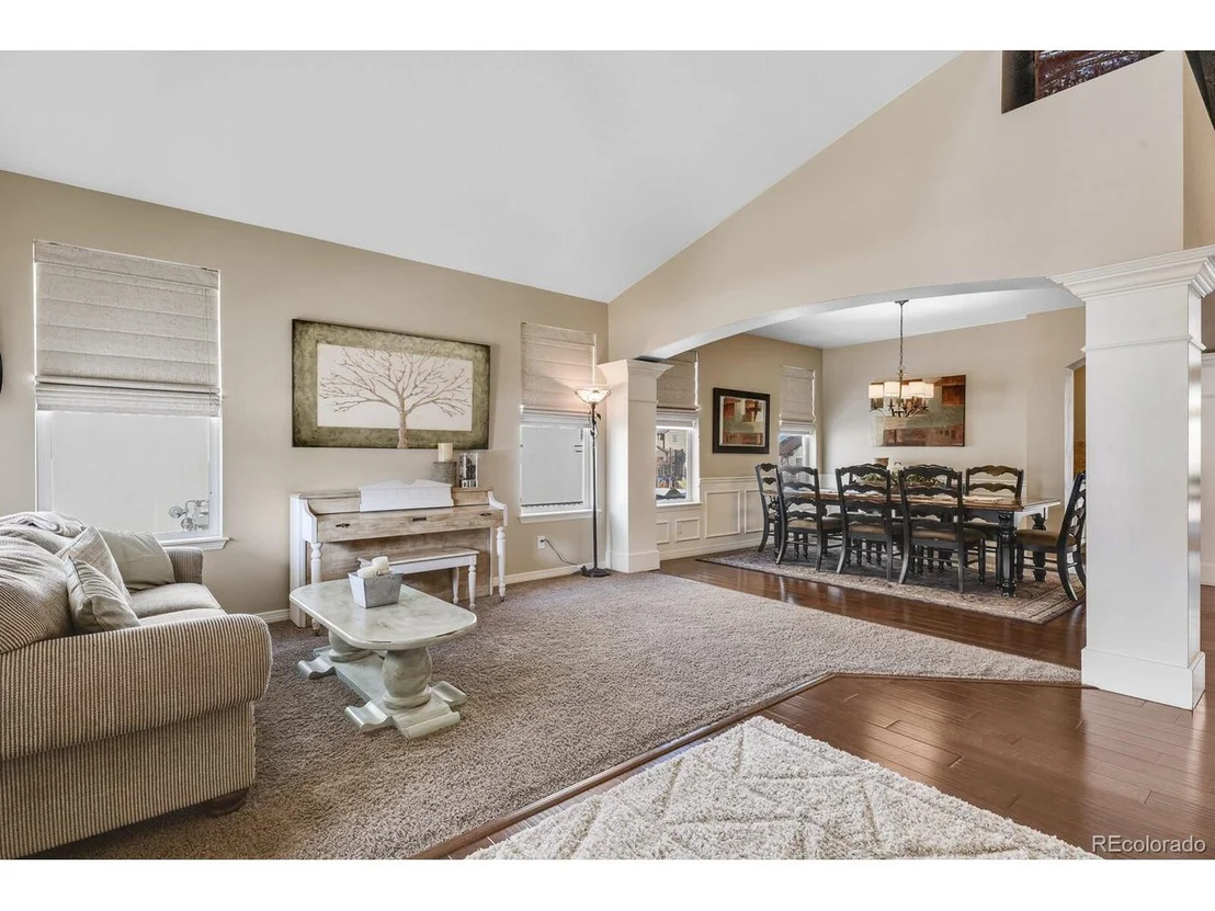 Photo of 5516 Fairmount Dr