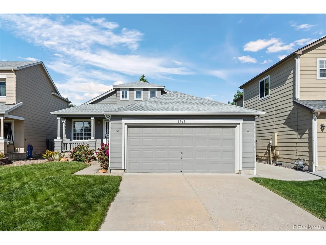 Photo of 8761 Cloverleaf Cir
