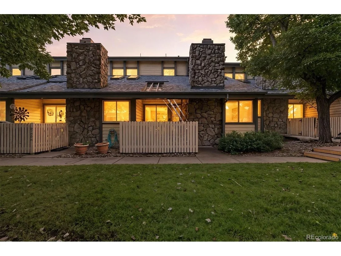 Photo of Unit D at 8790 Allison Dr