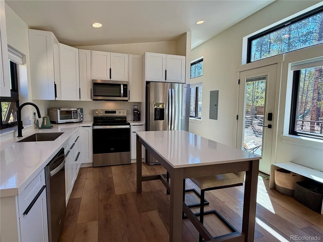 Photo of 341 Cedar Dr