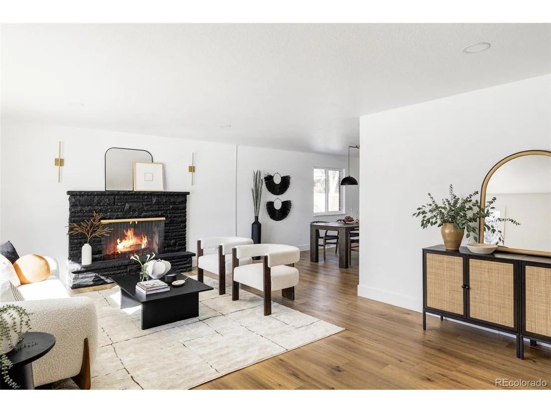 Photo of 42 Princeton Cir