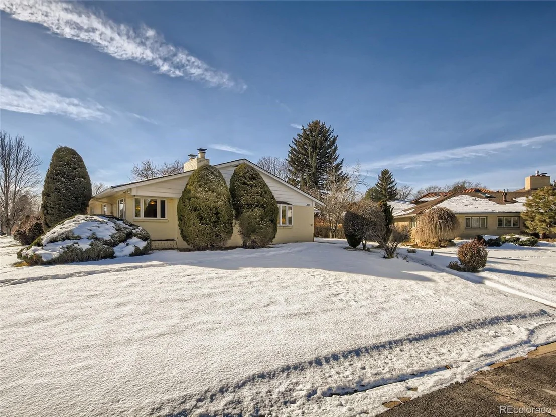 Photo of 201 Locust Ln