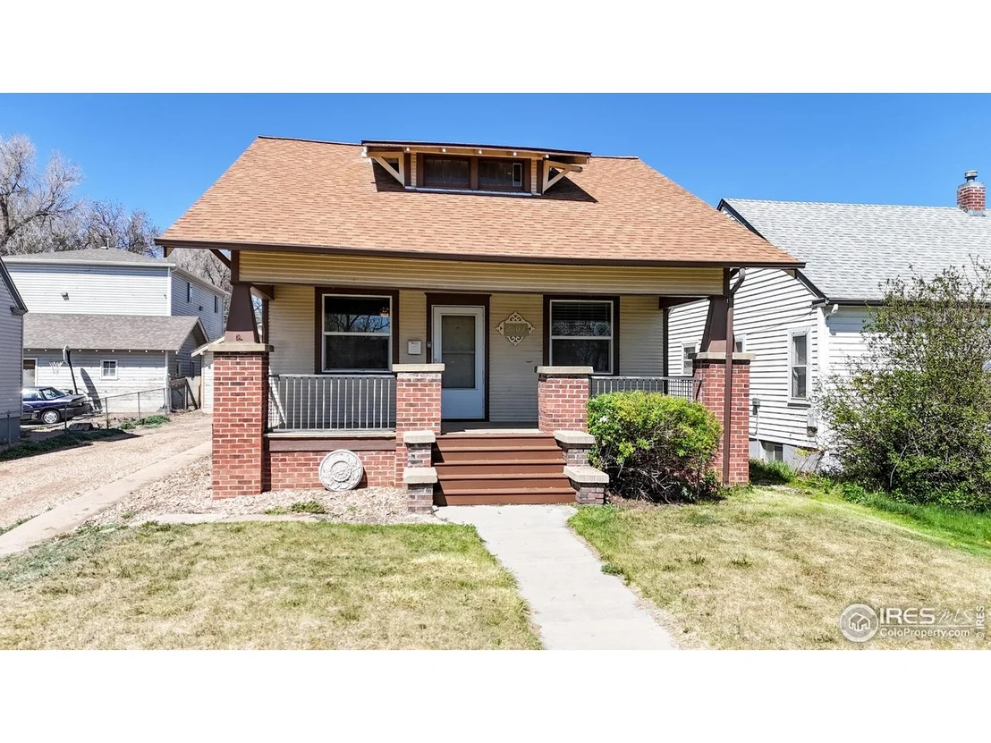 Photo of 2009 9th Ave
