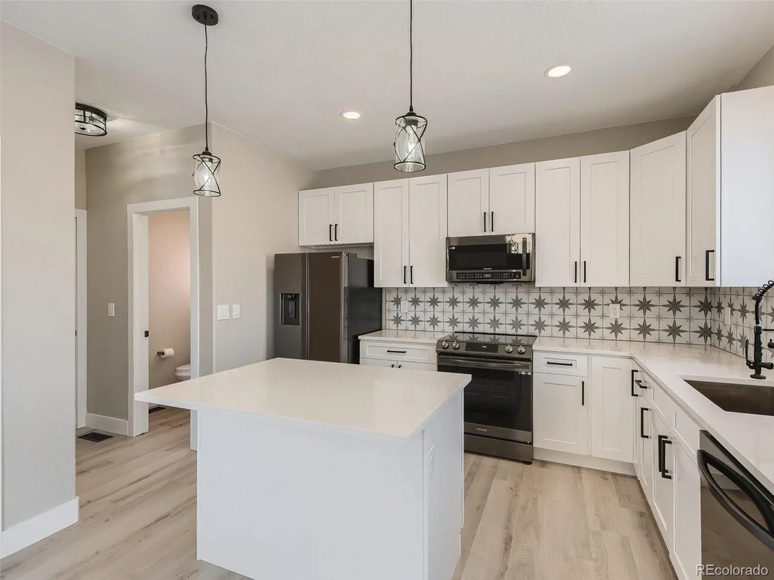 Photo of 535 Dukes Way