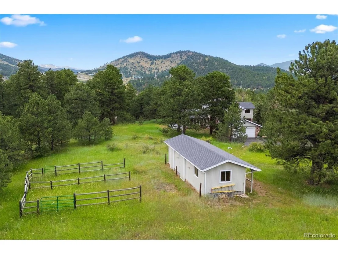 Photo of 247 County Road 65