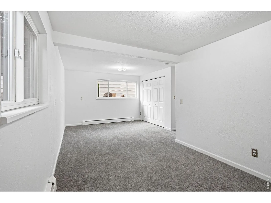 Photo of 878 Morgan Dr