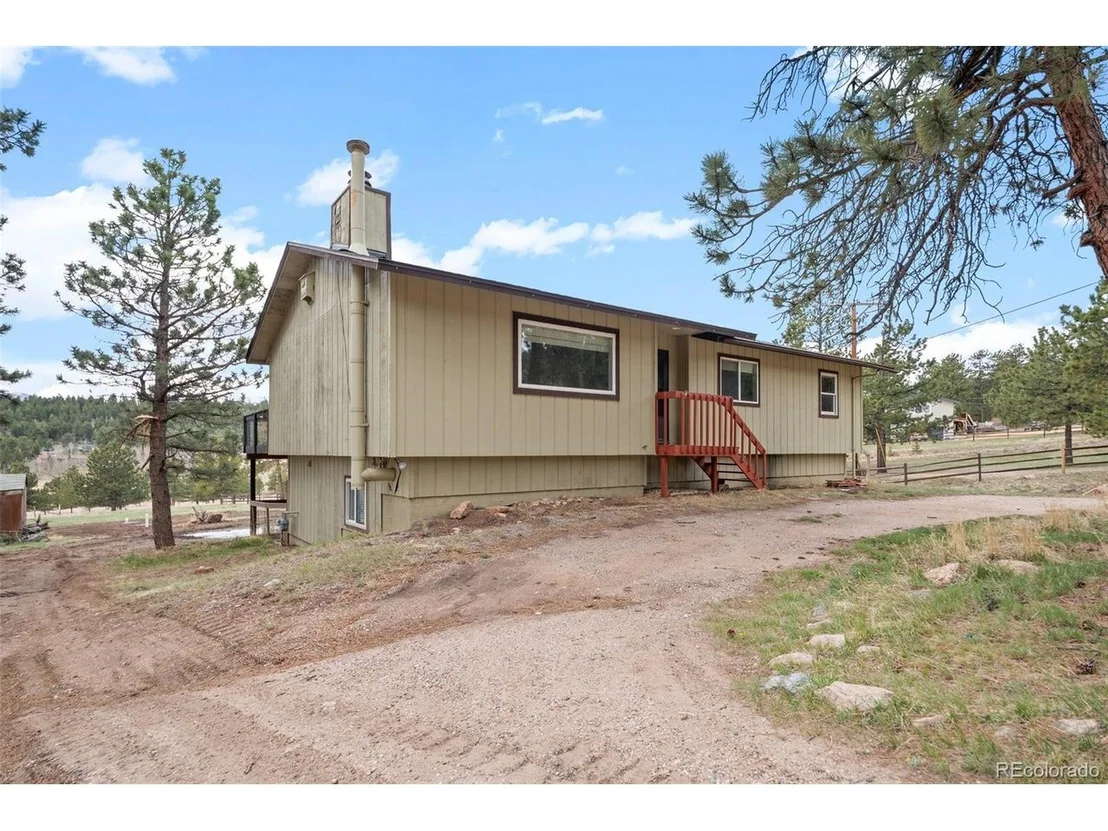 Photo of 470 Homestead Rd