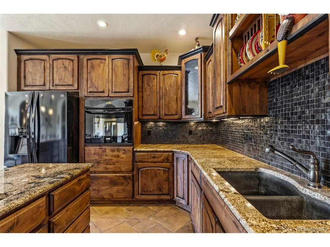 Photo of 28098 Green Valley Ln