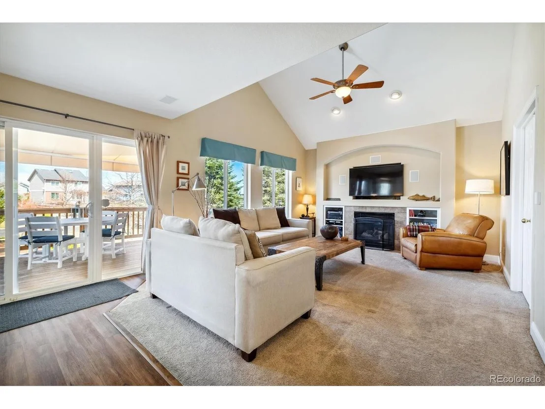 Photo of 6034 Rogers Cir