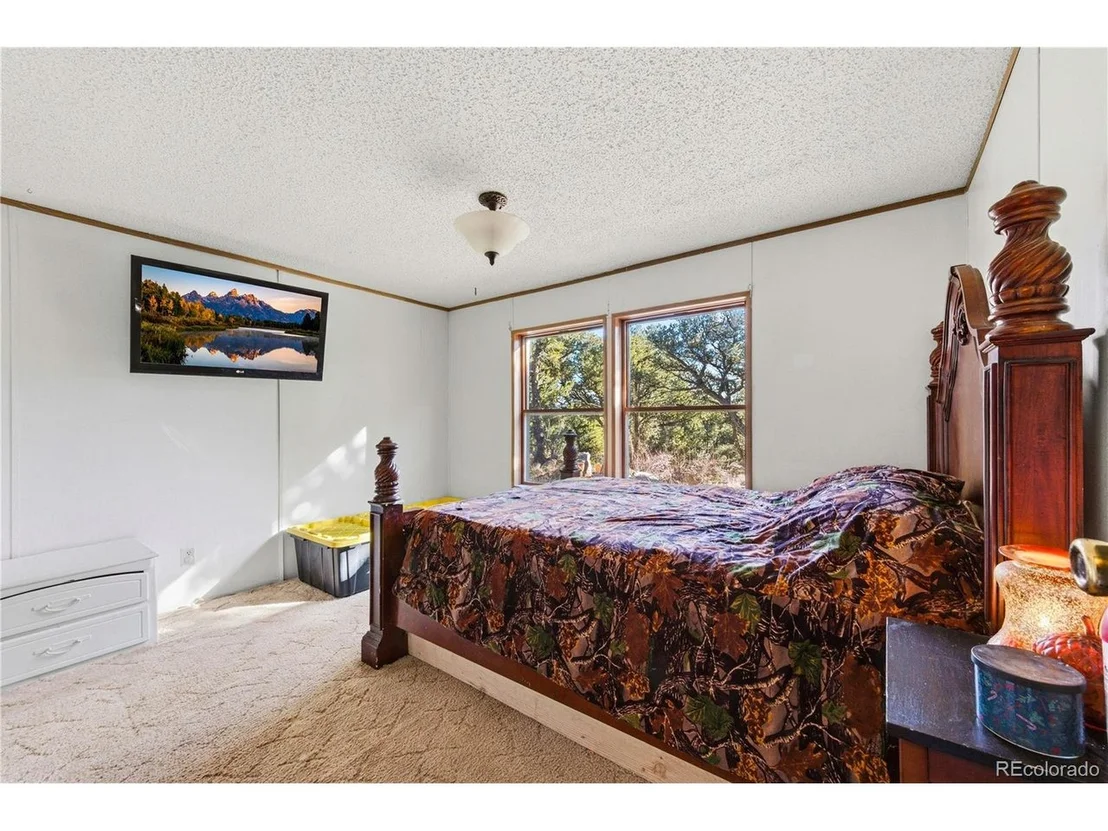 Photo of 627 Harmon Dr