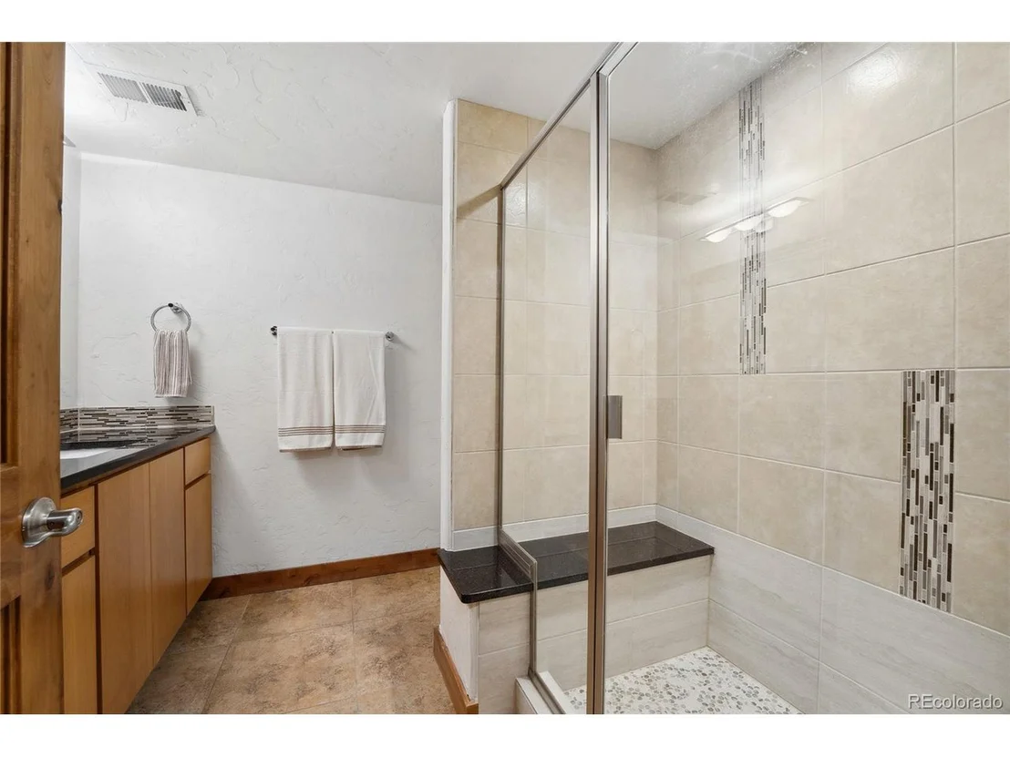 Photo of 5239 Hialeah Dr