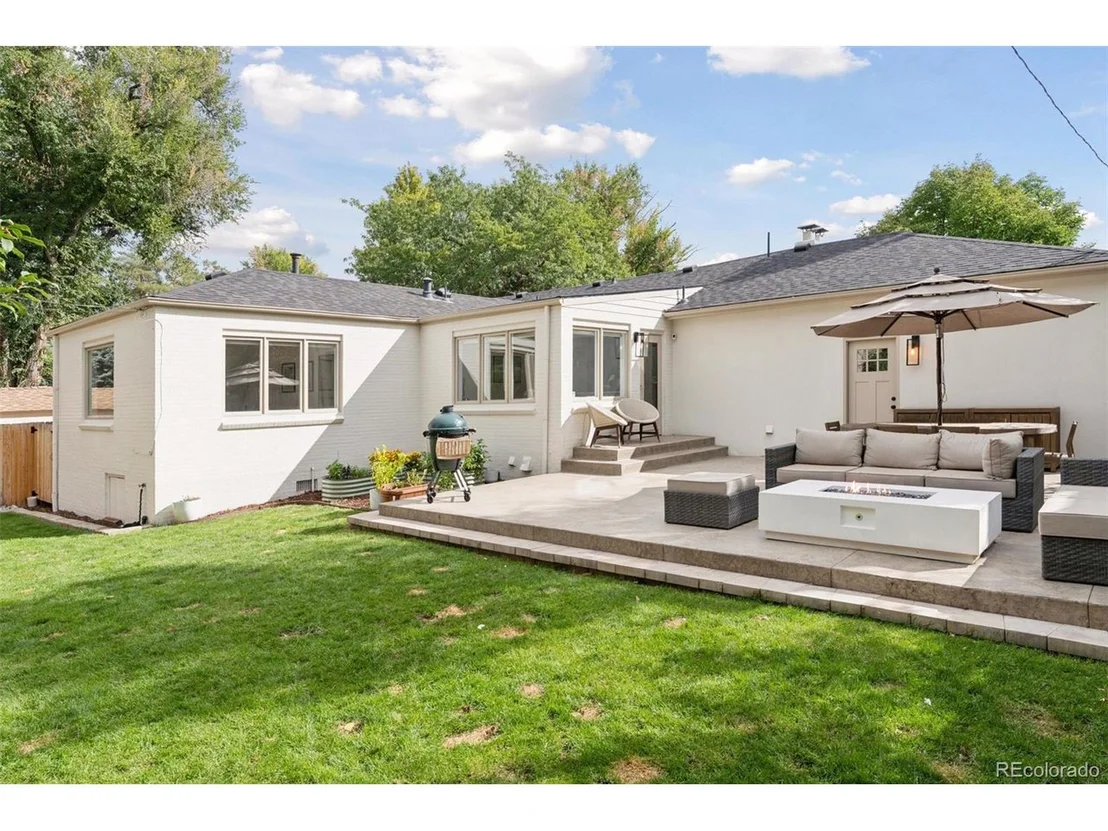 Photo of 415 Forest St