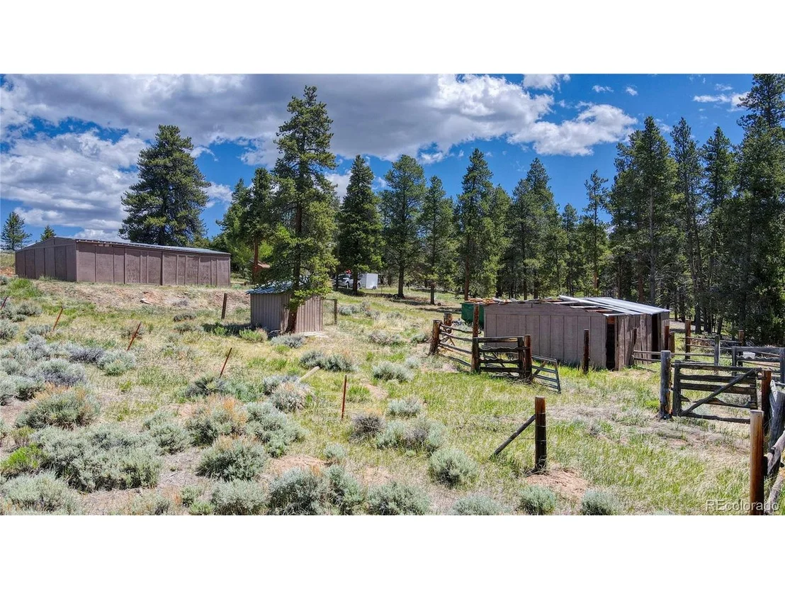 Photo of 768 Loop Rd