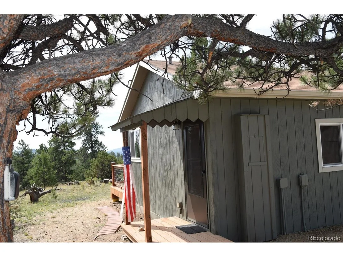 Photo of 1651 Aspen Trl