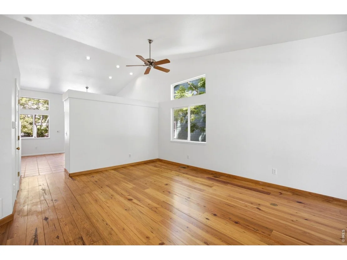 Photo of 726 Nelson Park Dr