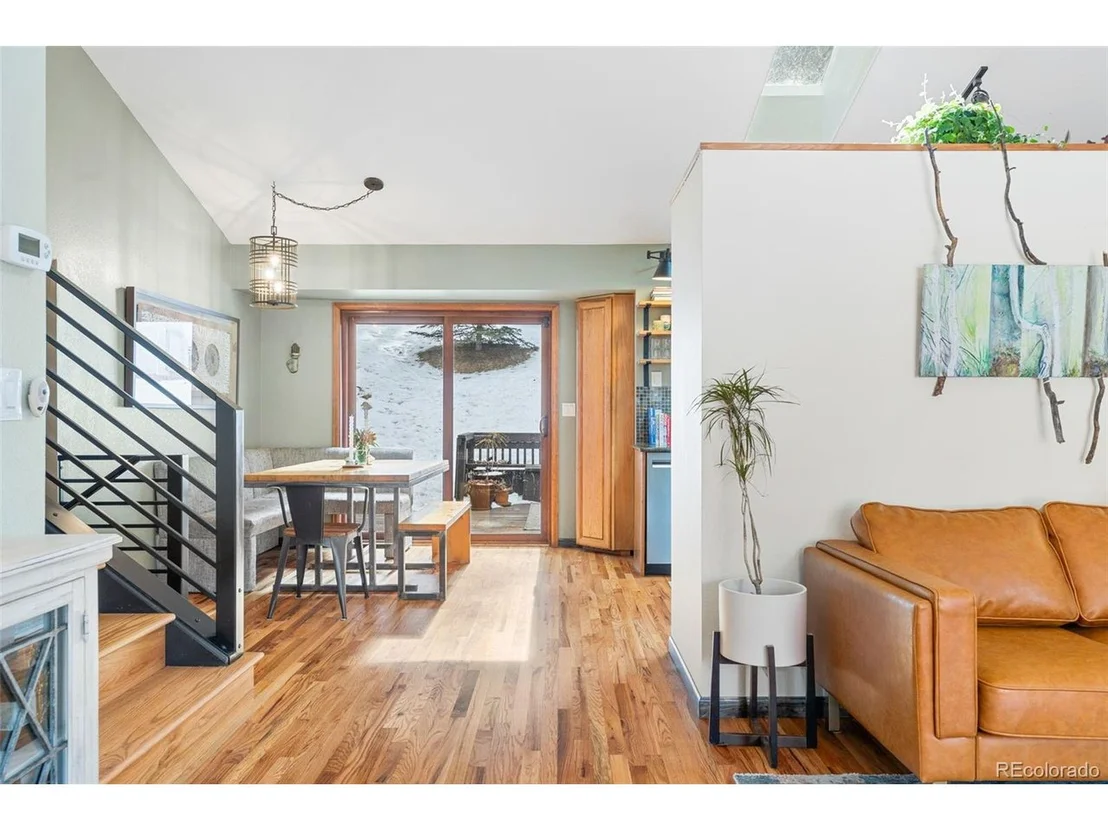Photo of 27218 Mountain Park Rd