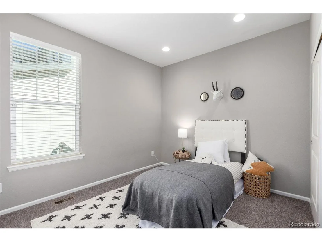 Photo of 4834 Sunset Pl