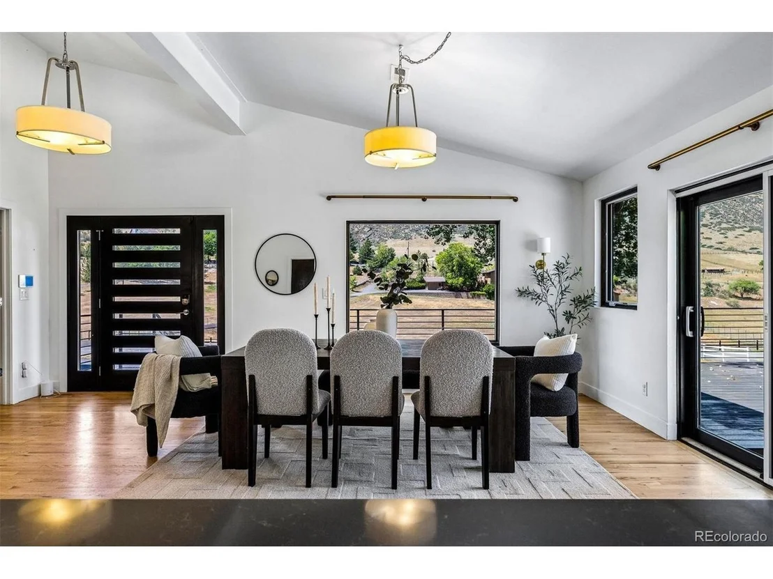 Photo of 5370 Pine Ridge Rd