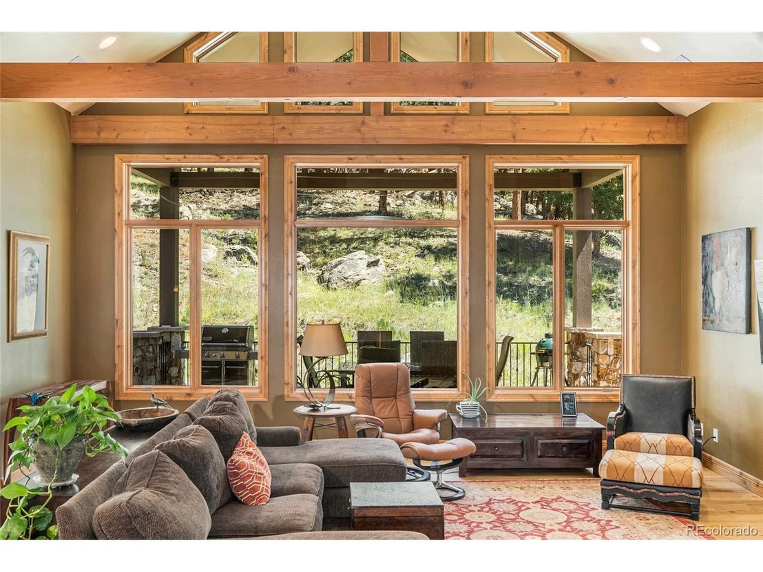 Photo of 348 Eagle Chase Ln