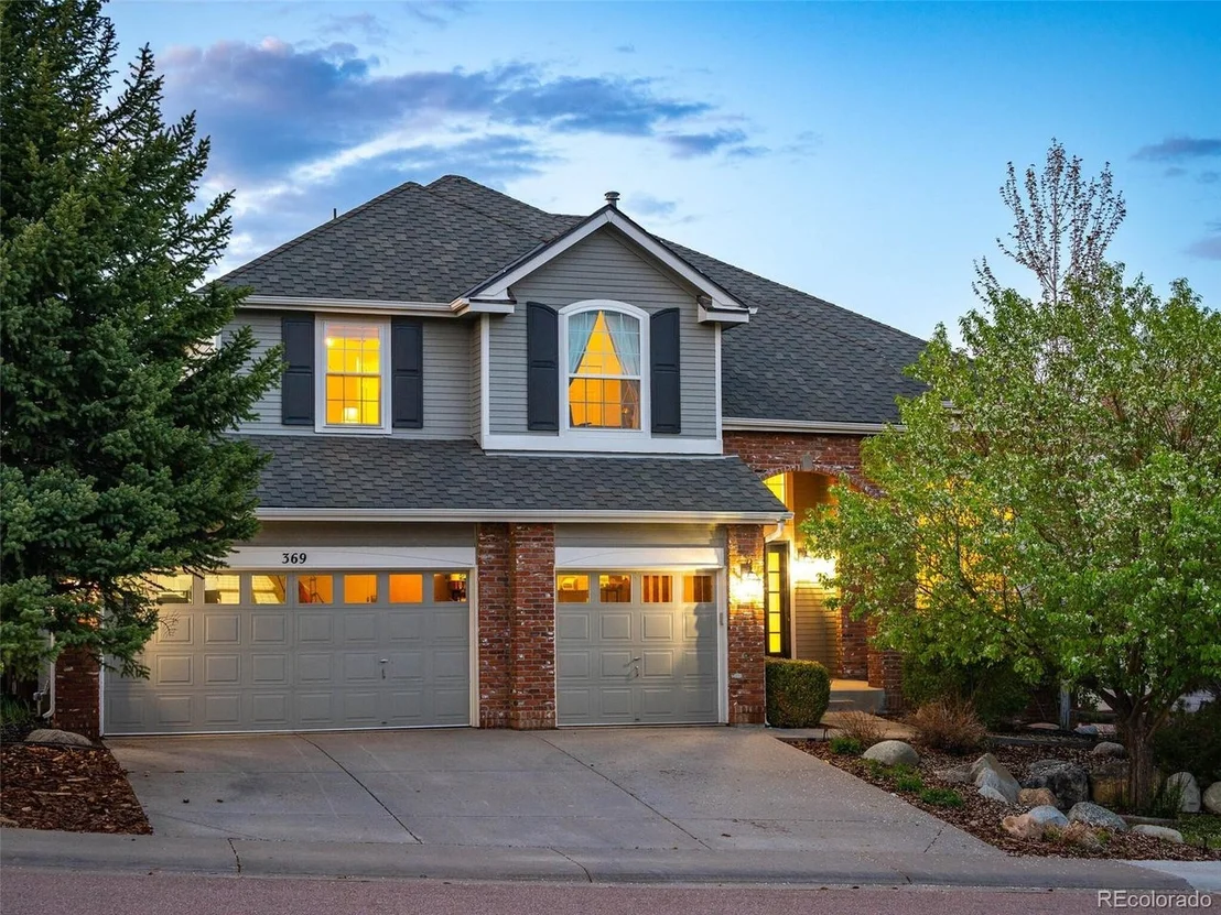 Photo of 369 Shoreham Cir