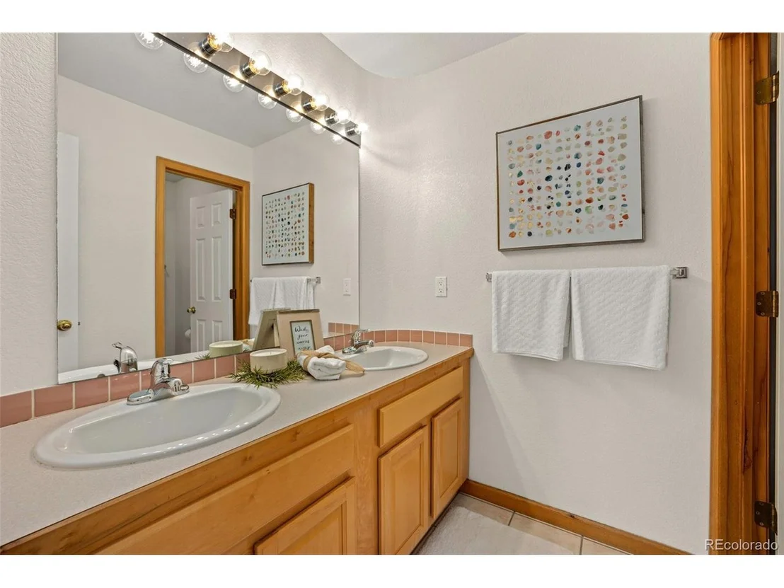 Photo of 7033 Johnson Cir