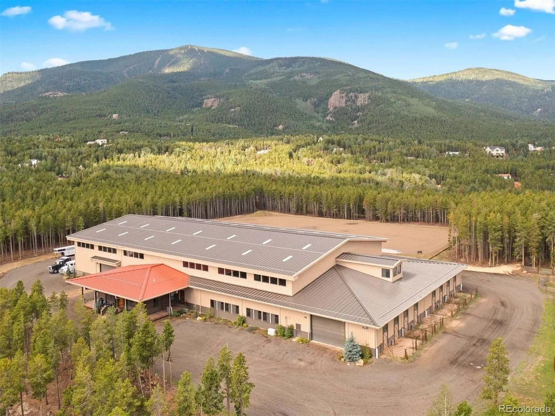 Photo of 9141 Mountain Ranch Rd